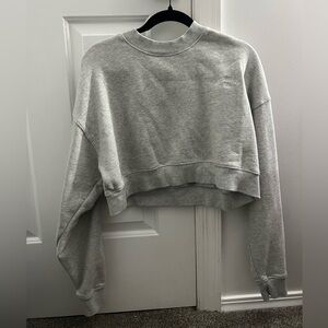 Forever 21 sweater crop top! Size M.